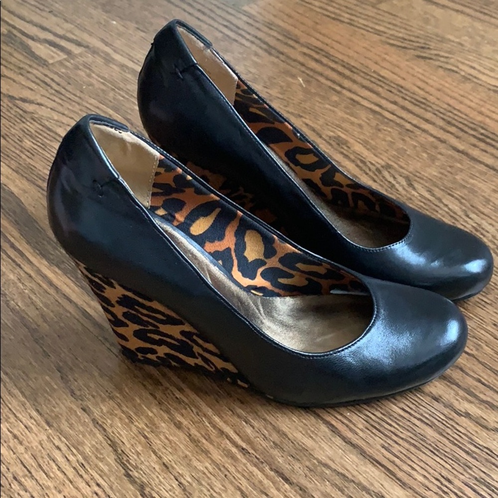 Nine West wedge shoes